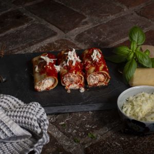 Cheese Manicotti in Sauce